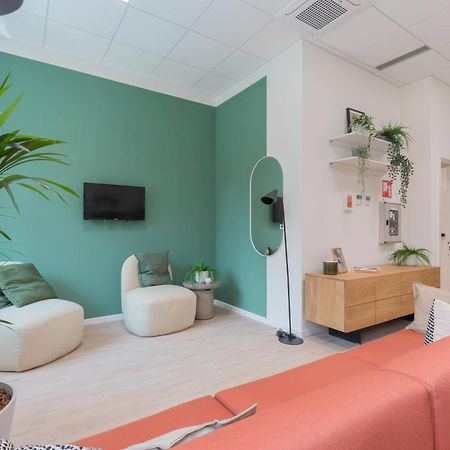 Well-Located Campus Rooms Near City Park Milan Bagian luar foto