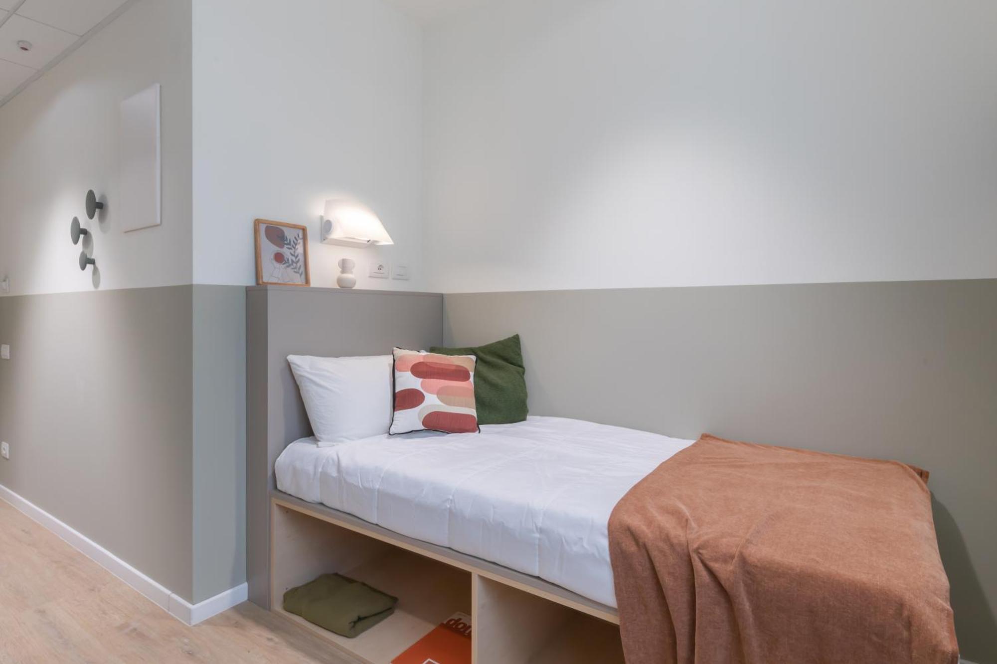 Well-Located Campus Rooms Near City Park Milan Bagian luar foto