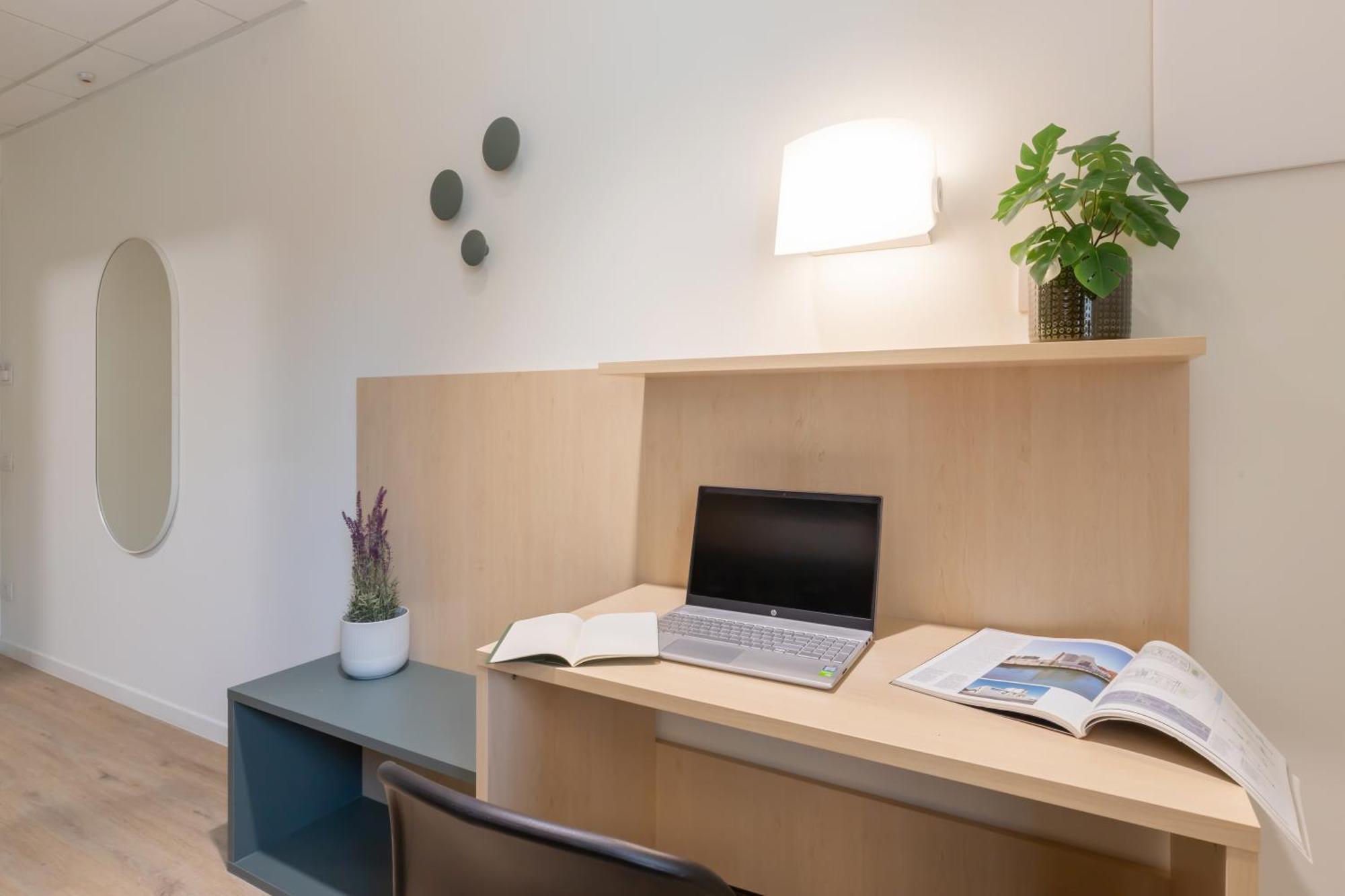 Well-Located Campus Rooms Near City Park Milan Bagian luar foto